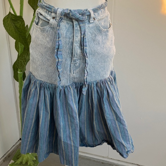 Dresses & Skirts - Vintage 80s 90s Acid Wash Denim and Pastel Stripes Knee Length Flowy Skirt